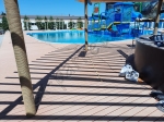 Укладка террасной доски из ДПК в парк-отеле Новый Век, в аквакомплексе NOVA PARADISE. Энгельс.